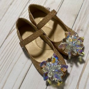Dream Pairs gold glitter shoes size 12 little girl